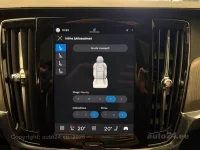 Volvo V90 Cross Country AWD B5 MildHybrid Luxury 2 183kW thumbnail