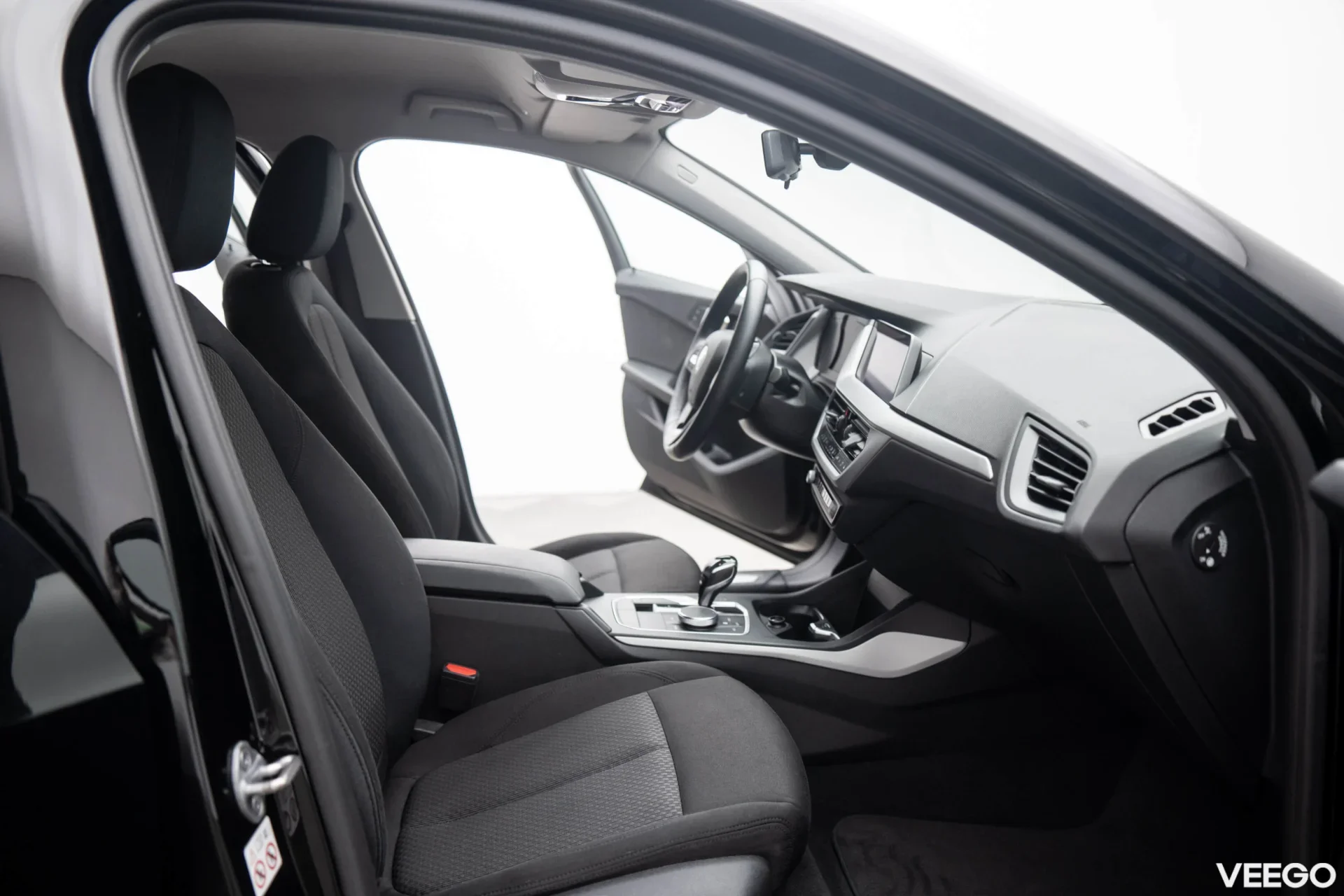 BMW 118 i Advantage 1.5 103kW