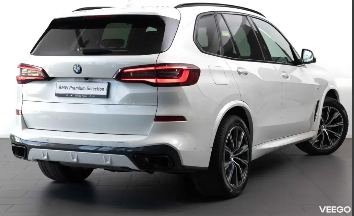 BMW X5 xDrive30d M-pakett 210kW