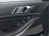 BMW X5 xDrive30d M-pakett 210kW thumbnail