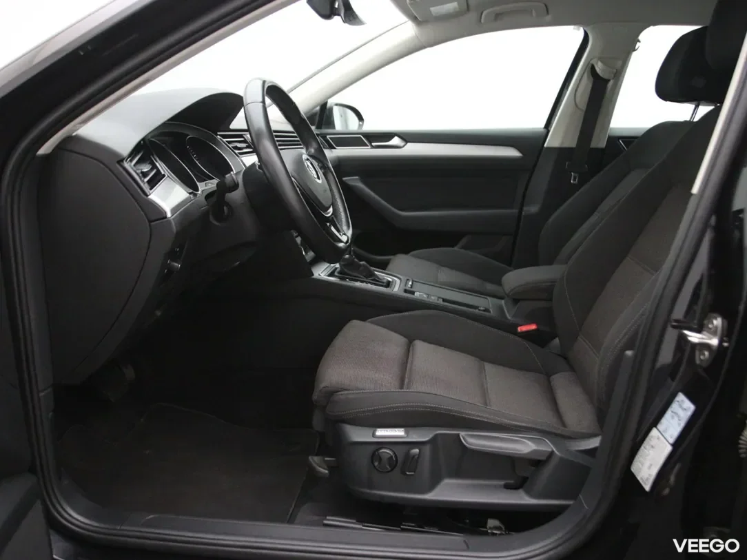 Volkswagen Passat 1.6 88kW