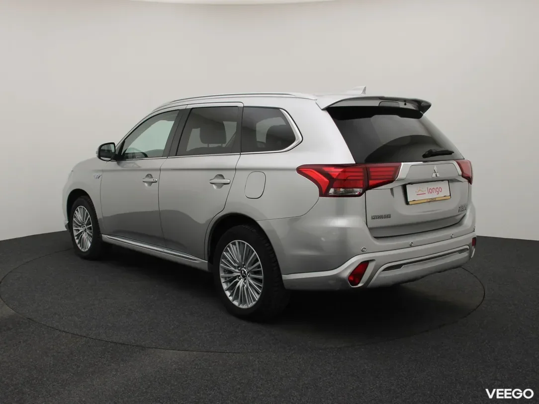 Mitsubishi Outlander 2.4 99kW