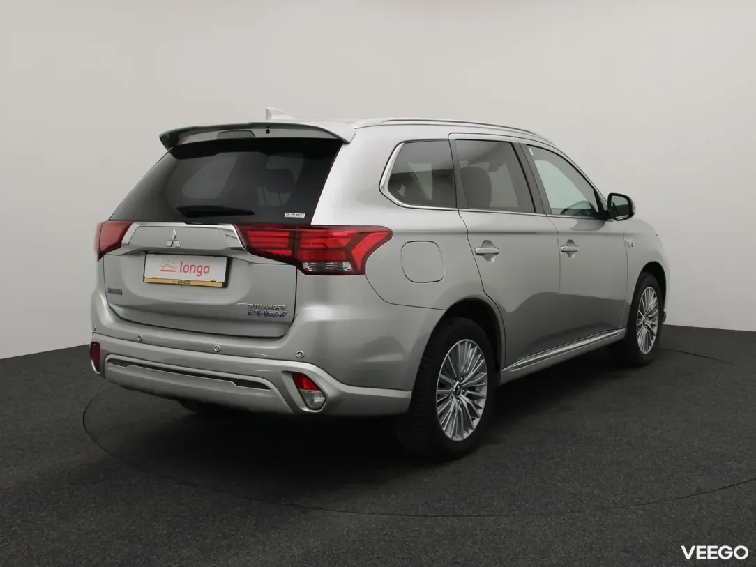Mitsubishi Outlander 2.4 99kW