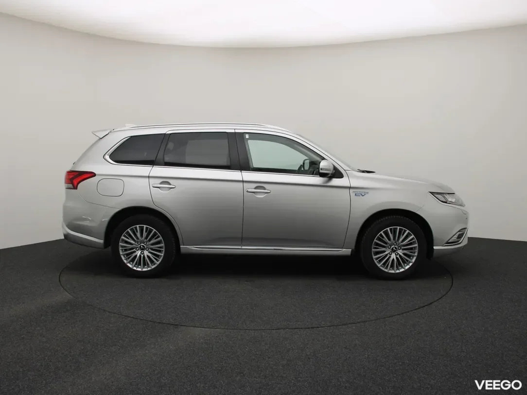 Mitsubishi Outlander 2.4 99kW