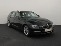 BMW 320 2 120kW thumbnail