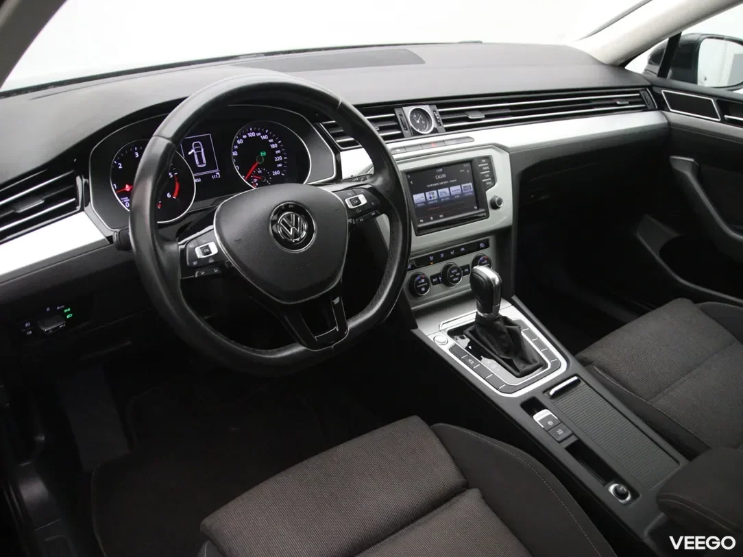 Volkswagen Passat 1.6 88kW