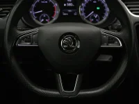 Skoda Octavia 1.5 110kW thumbnail