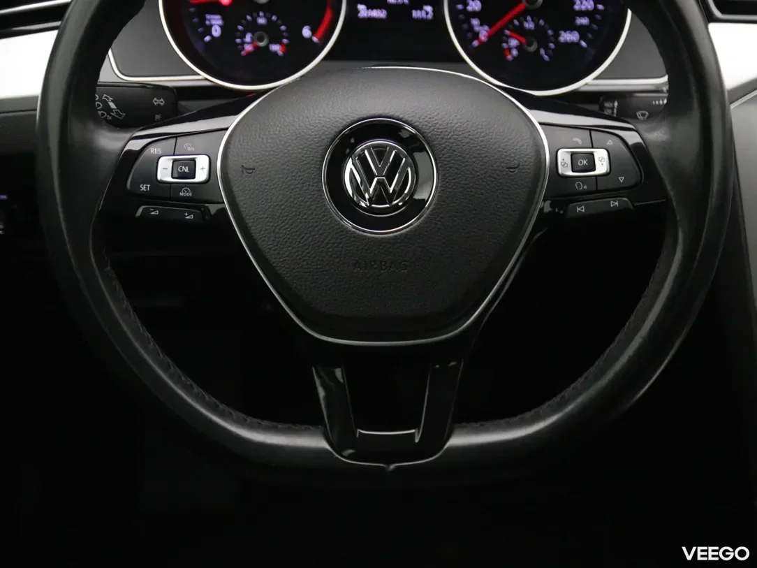 Volkswagen Passat 1.6 88kW