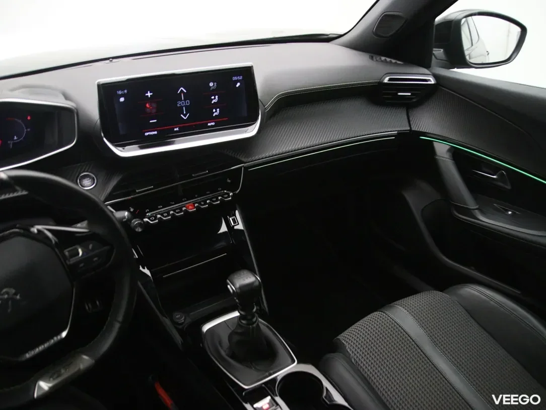 Peugeot 2008 1.2 96kW