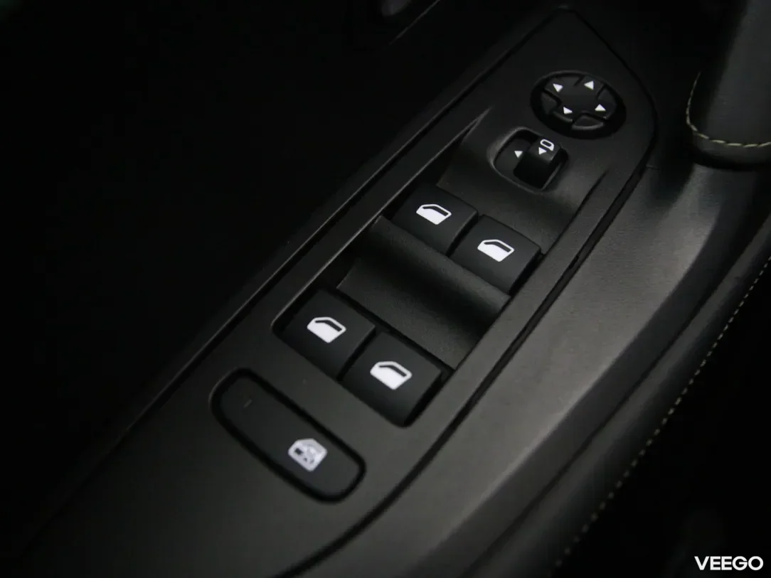 Peugeot 2008 1.2 96kW