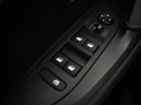 Peugeot 2008 1.2 96kW thumbnail