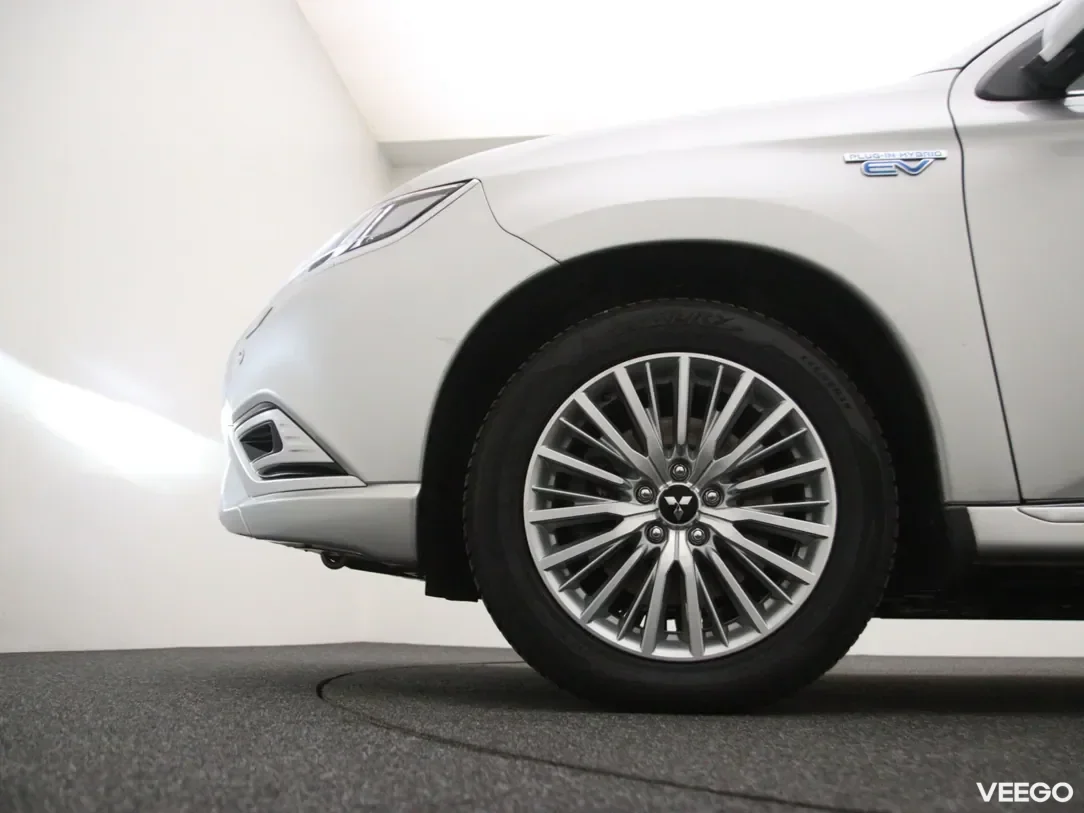 Mitsubishi Outlander 2.4 99kW