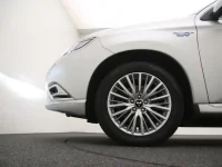 Mitsubishi Outlander 2.4 99kW thumbnail