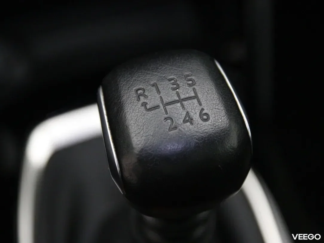 Peugeot 2008 1.2 96kW