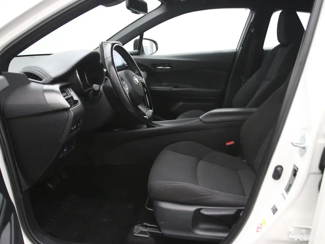 Toyota C-HR 1.8 90kW