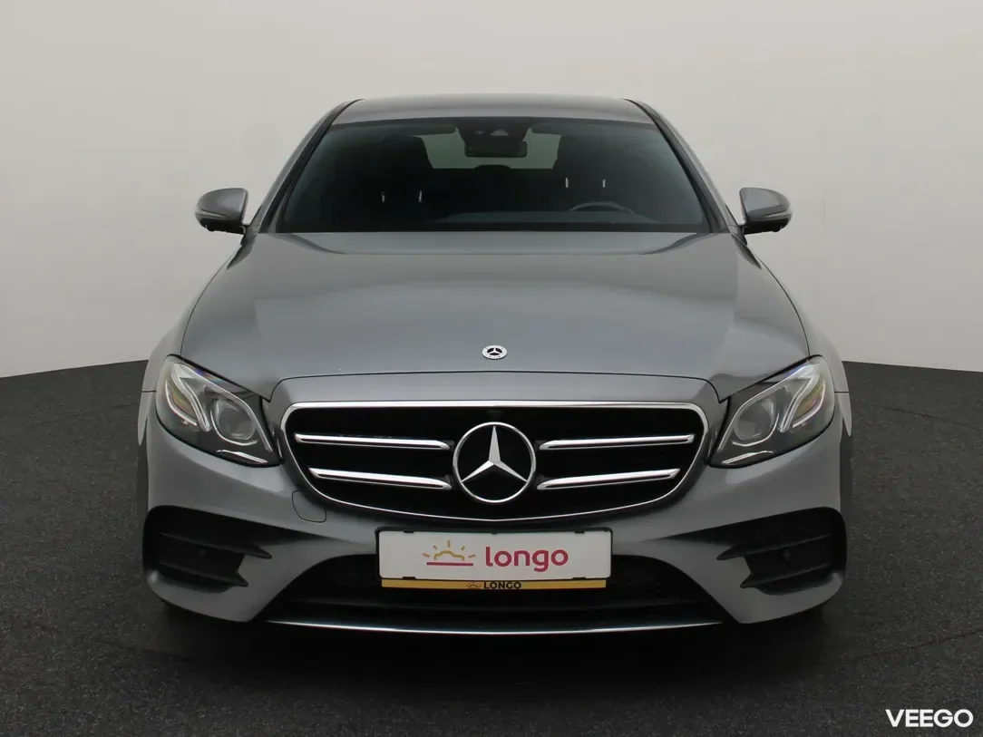 Mercedes-Benz E220 2 143kW