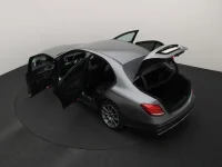 Mercedes-Benz E220 2 143kW thumbnail