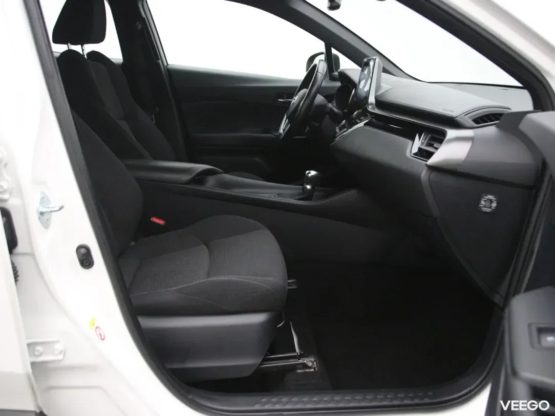 Toyota C-HR 1.8 90kW