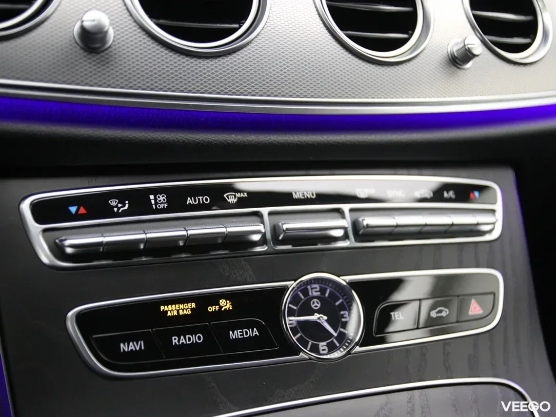 Mercedes-Benz E220 2 143kW