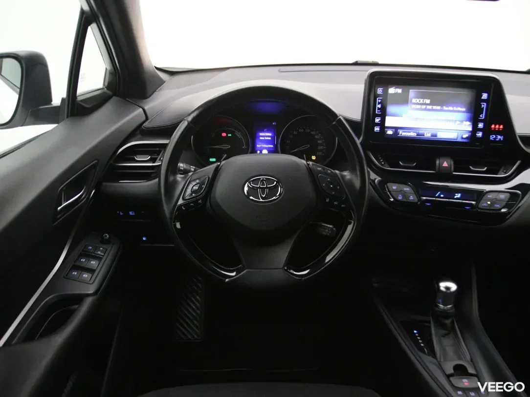 Toyota C-HR 1.8 90kW