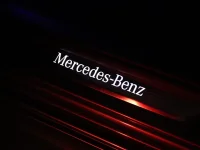 Mercedes-Benz E220 2 143kW thumbnail