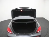 Mercedes-Benz E220 2 143kW thumbnail