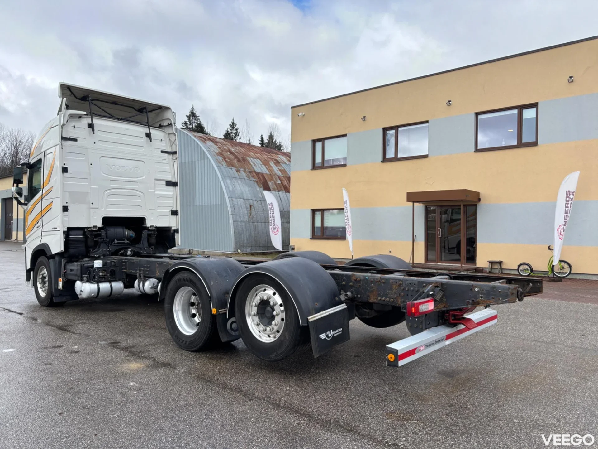 Volvo FH 6X2*4 EURO6 + CHASSIS 7500MM 405kW