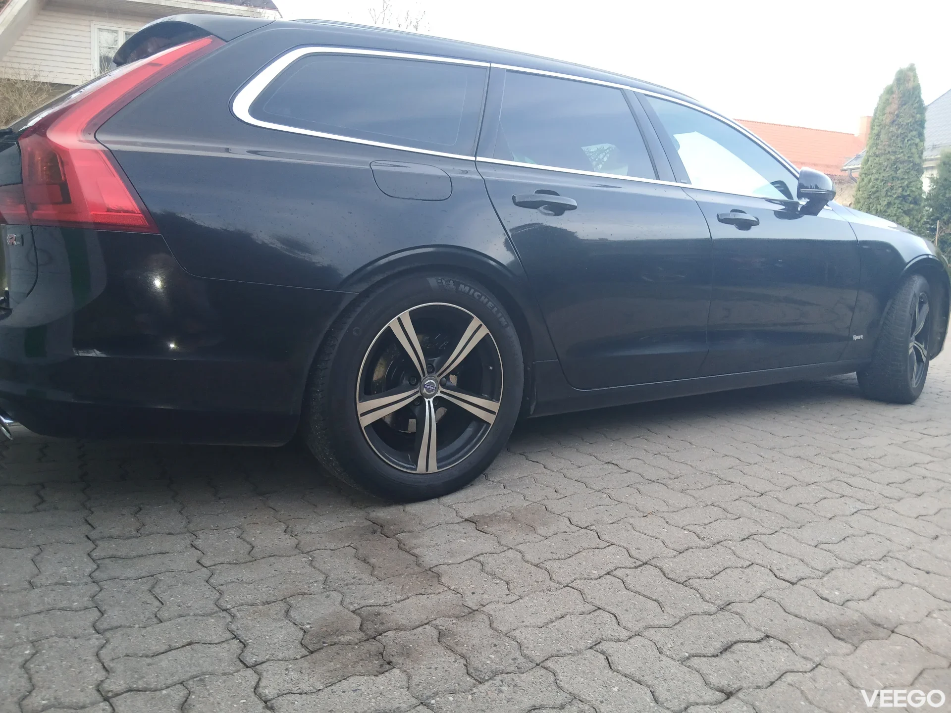 Volvo V90 N1 AWD 2.0 110kW