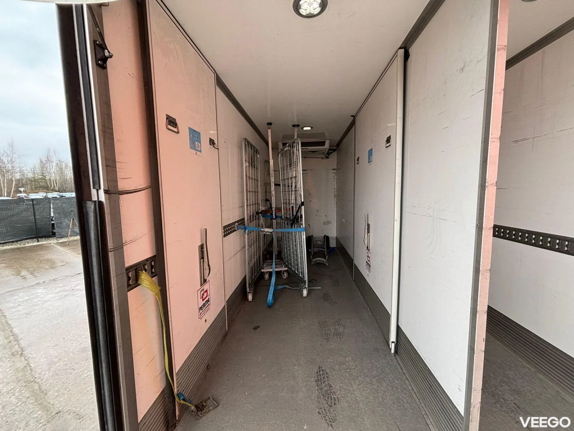 Mitsubishi Fuso Canter THERMOKING V-500 Max / BOX L=4359 mm 175kW