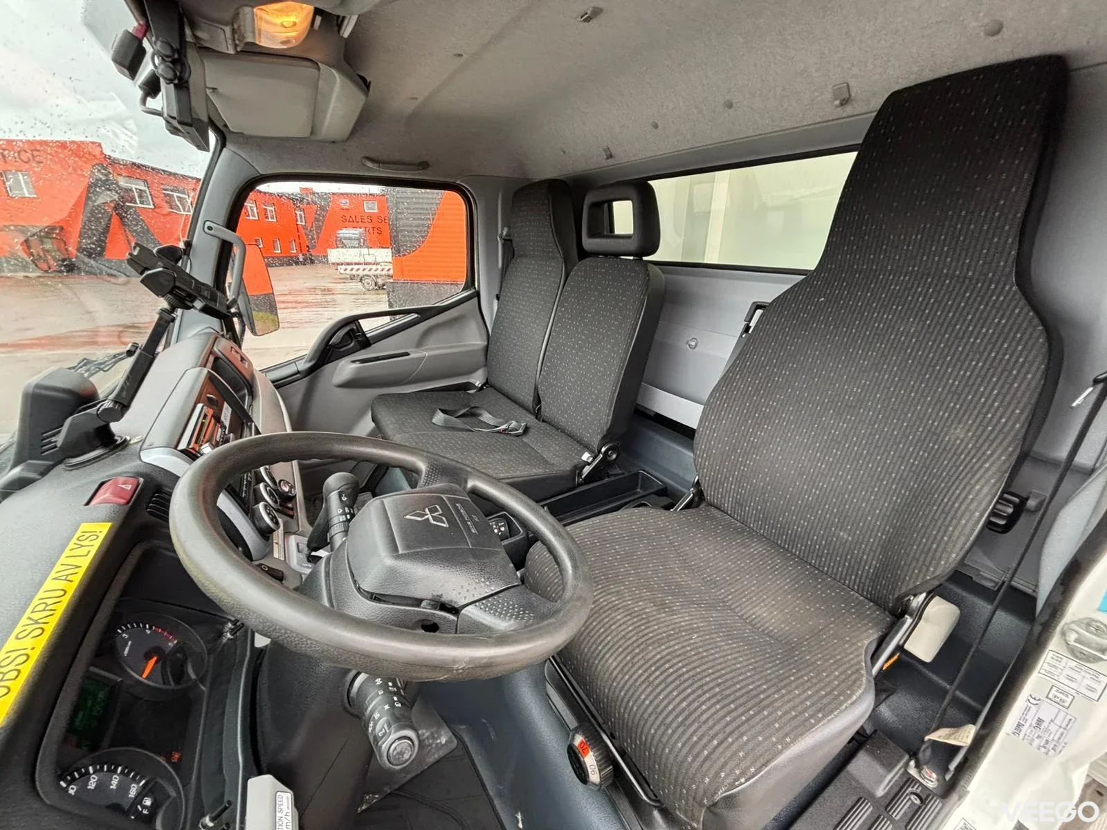 Mitsubishi Fuso Canter THERMOKING V-500 Max / BOX L=4359 mm 175kW