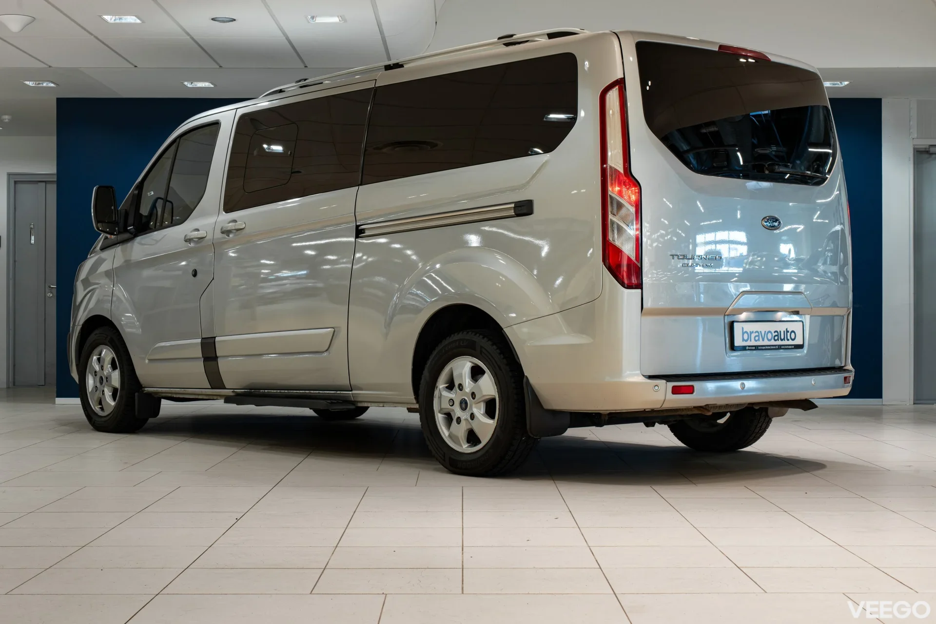 Ford Tourneo Custom - 2 96kW