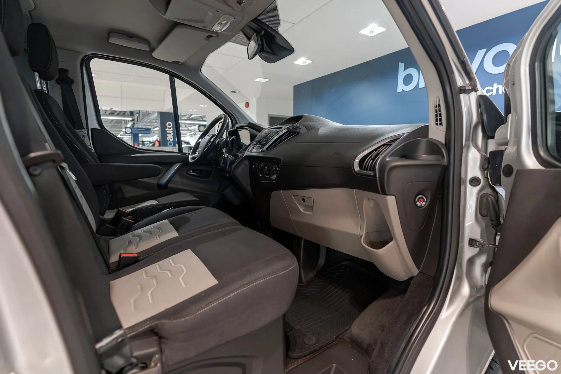 Ford Tourneo Custom - 2 96kW