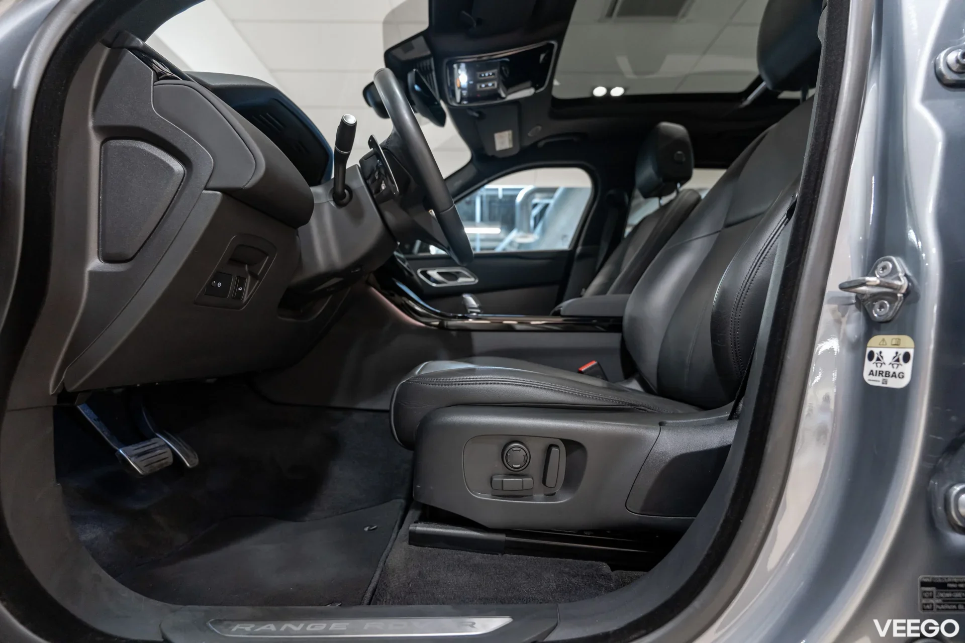 Land Rover Range Rover Velar Dynamic SE D200 150kW