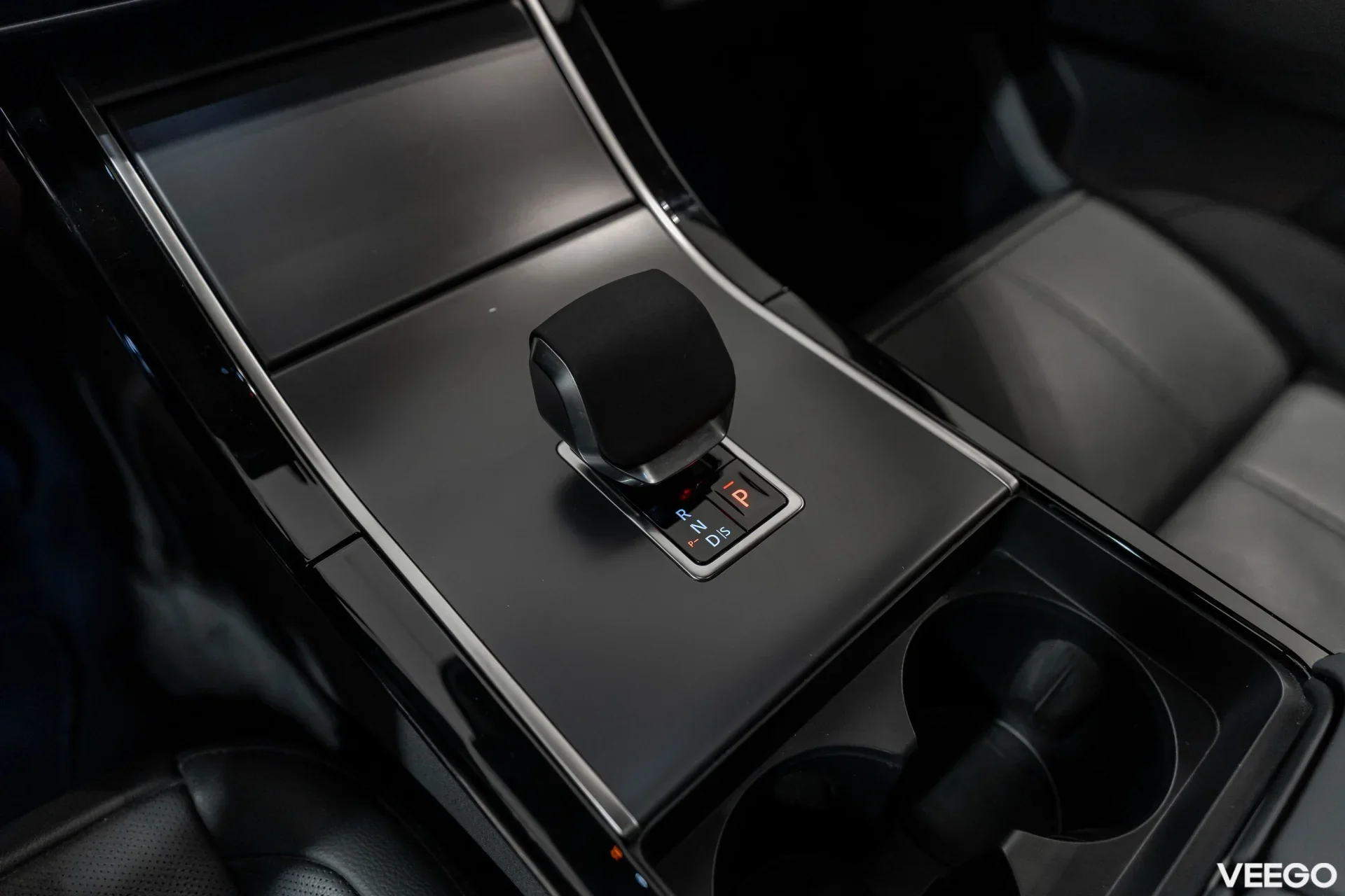 Land Rover Range Rover Velar Dynamic SE D200 150kW