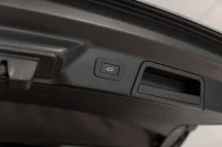 Land Rover Range Rover Velar Dynamic SE D200 150kW thumbnail