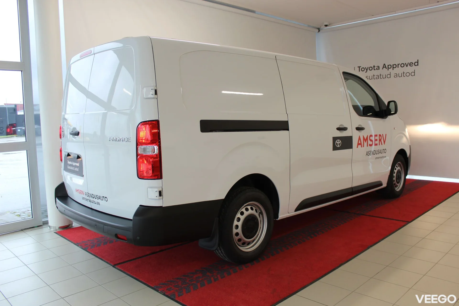 Toyota Proace Professional Long Singl doors -4D 2 106kW