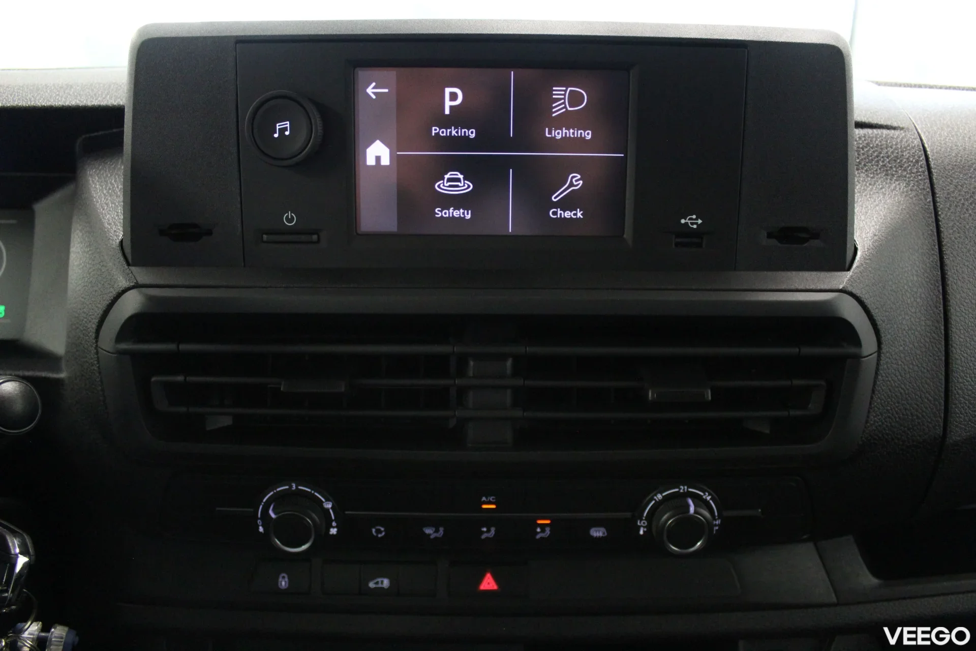 Toyota Proace Professional Long Singl doors -4D 2 106kW