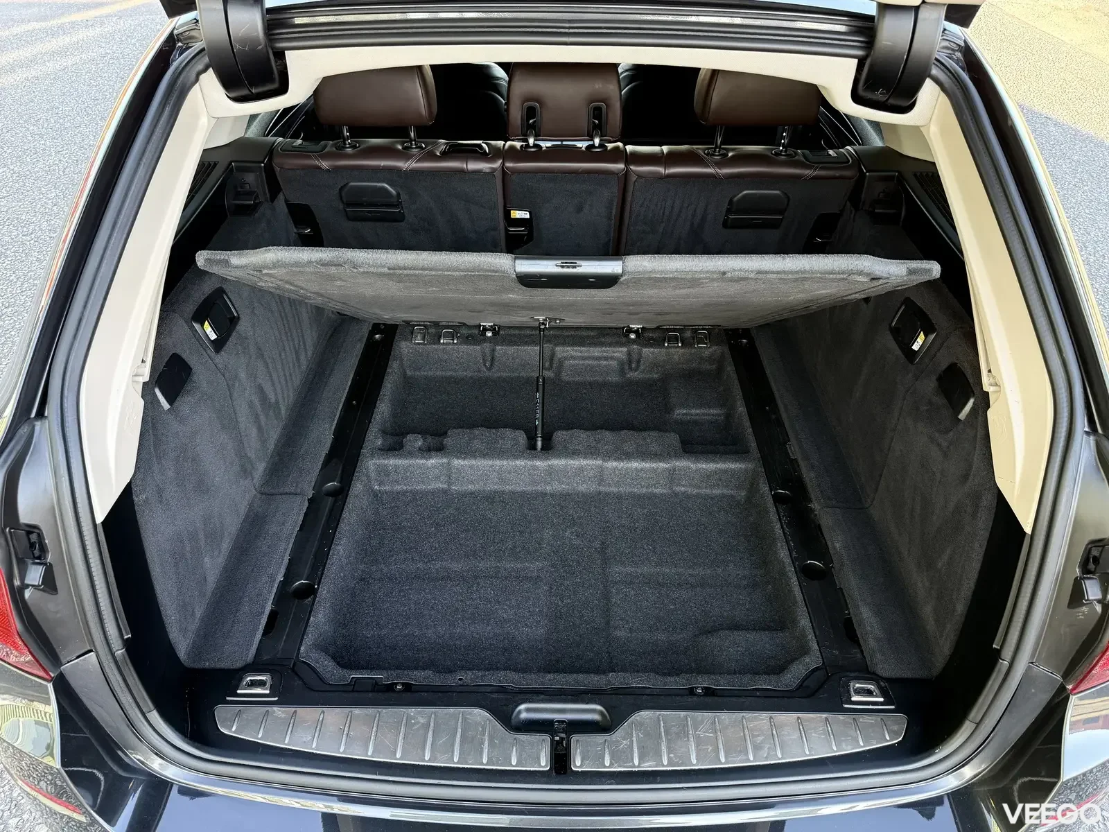 BMW 530 D Touring Luxury Sportpakett 3 190kW