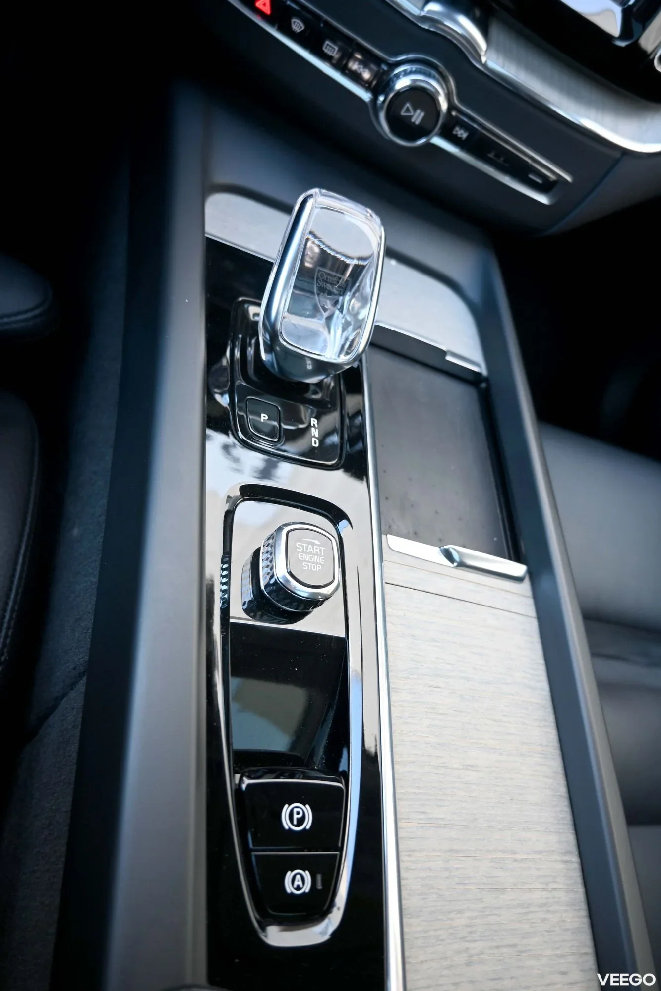 Volvo XC60 AWD ULTIMATE BRIGHT INTELLI SAFE MY22 2 293kW