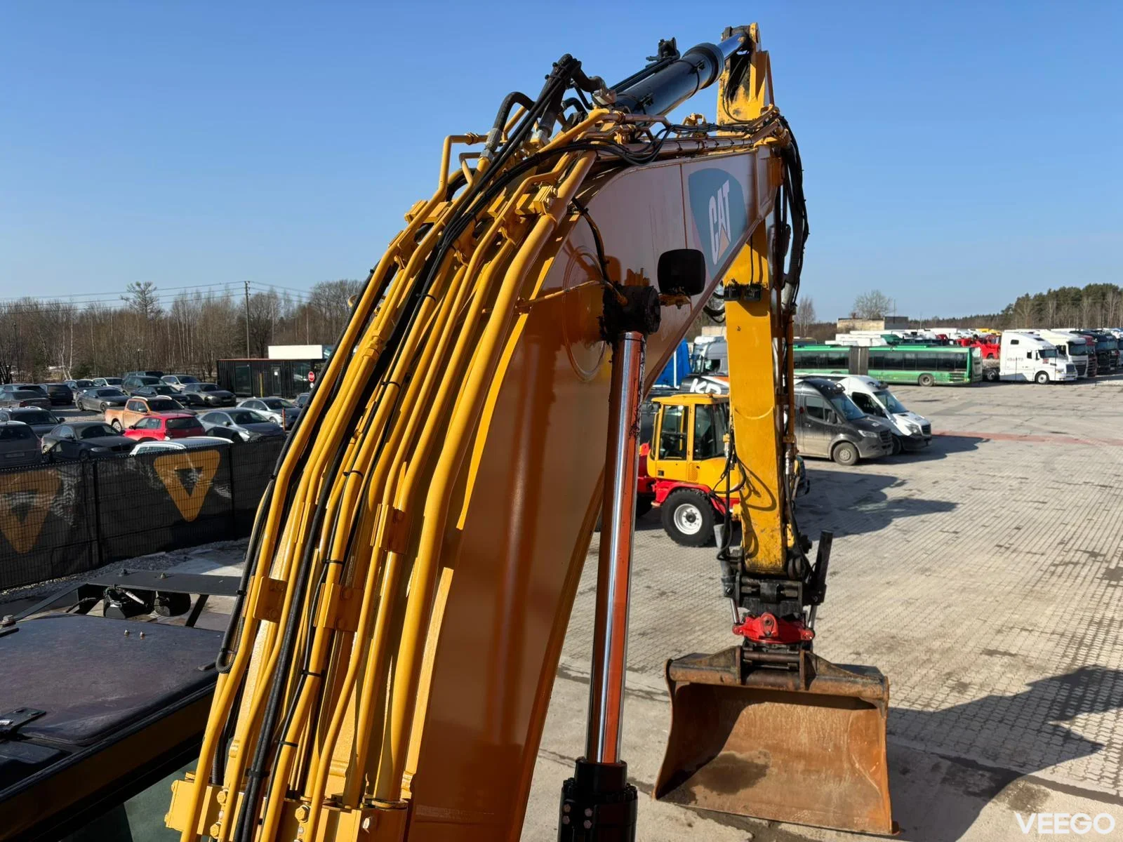 Caterpillar 320 2 BUCKETS / 3D / TILTROTATOR / AC / CENTRAL LUBRICATION 122kW