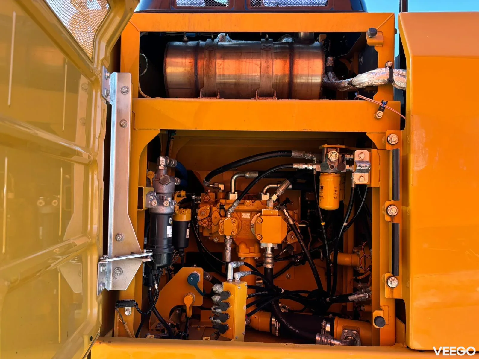 Caterpillar 320 2 BUCKETS / 3D / TILTROTATOR / AC / CENTRAL LUBRICATION 122kW