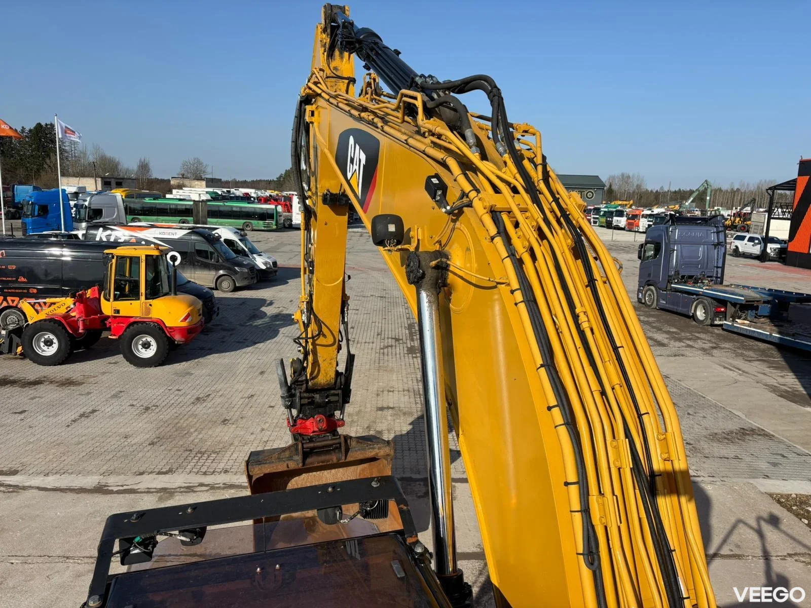 Caterpillar 320 2 BUCKETS / 3D / TILTROTATOR / AC / CENTRAL LUBRICATION 122kW