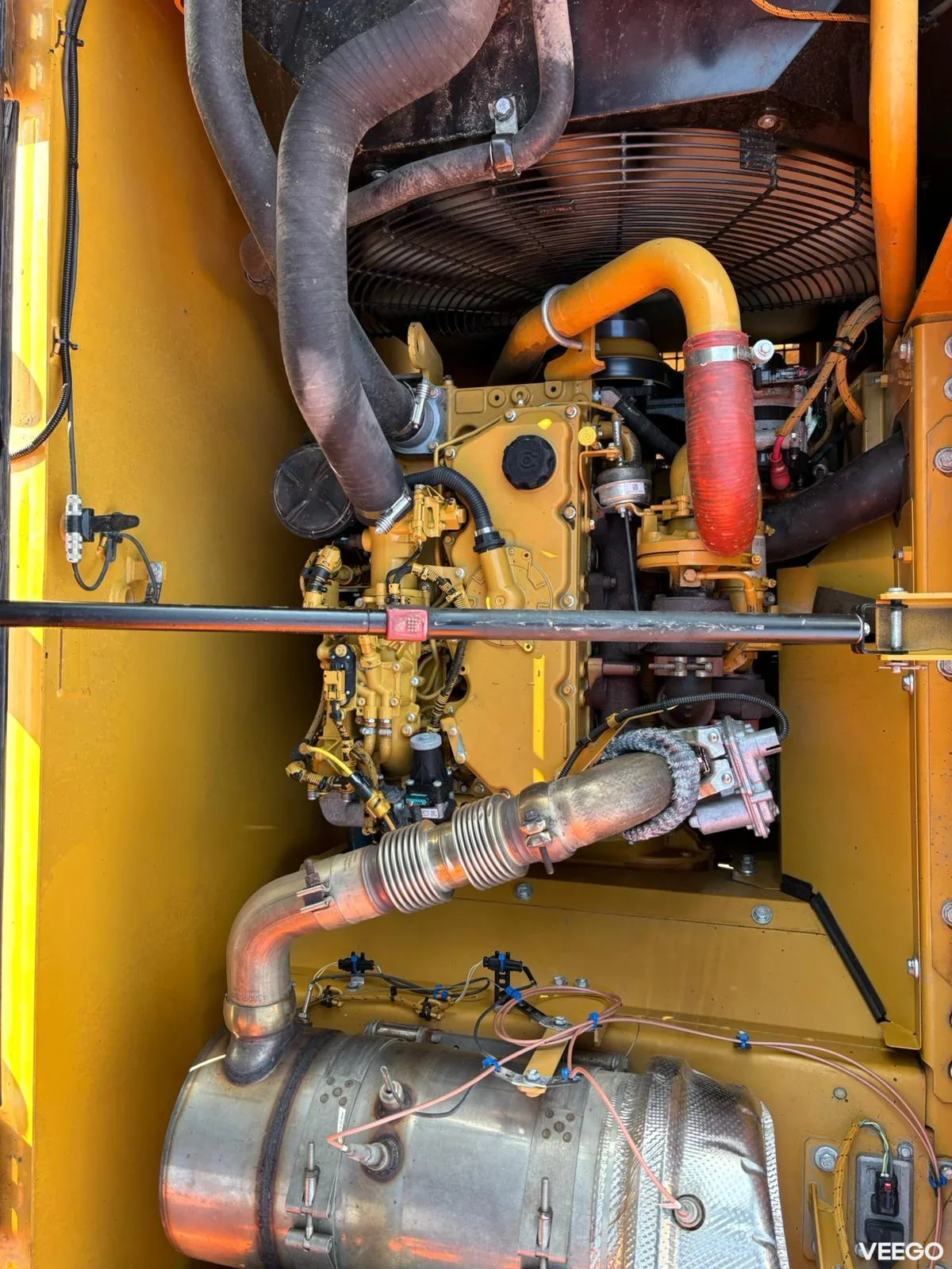 Caterpillar 320 2 BUCKETS / 3D / TILTROTATOR / AC / CENTRAL LUBRICATION 122kW