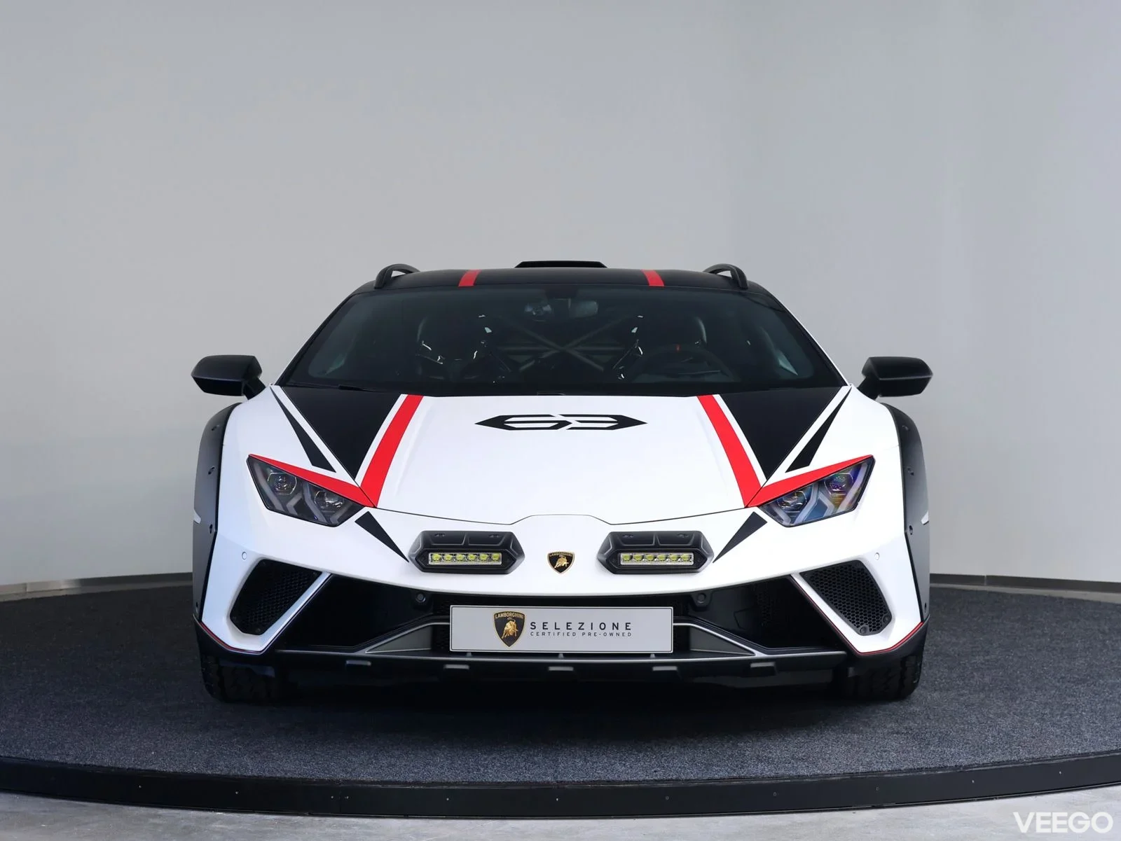 Lamborghini Huracan Sterrato 5.2 449kW