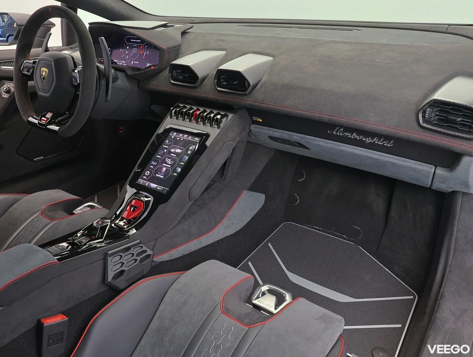 Lamborghini Huracan Sterrato 5.2 449kW