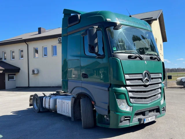 Image of Mercedes-Benz Actros 265kW