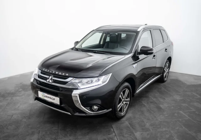 Image of Mitsubishi Outlander Instyle Navi PHEV 4WD 2.0 149kW