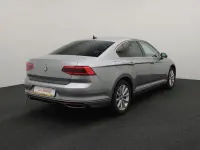 Volkswagen Passat 1.6 88kW thumbnail