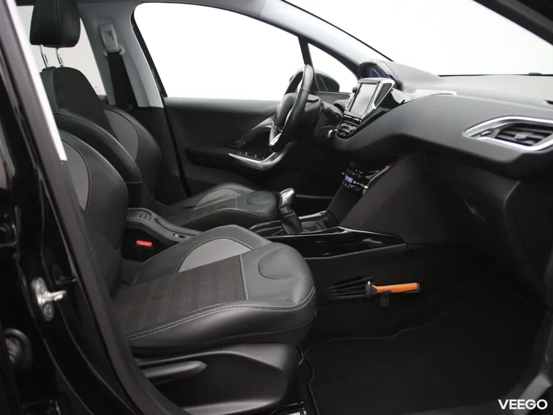 Peugeot 2008 1.2 81kW