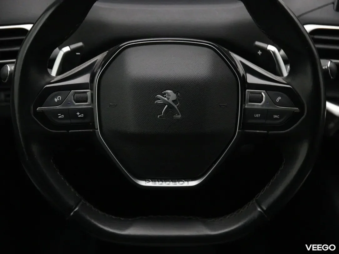 Peugeot 3008 1.2 96kW